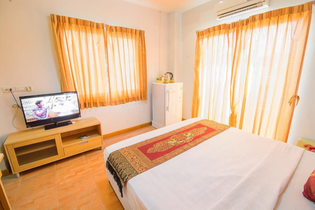 Arya Inn Pattaya Beach Hotel Номер фото