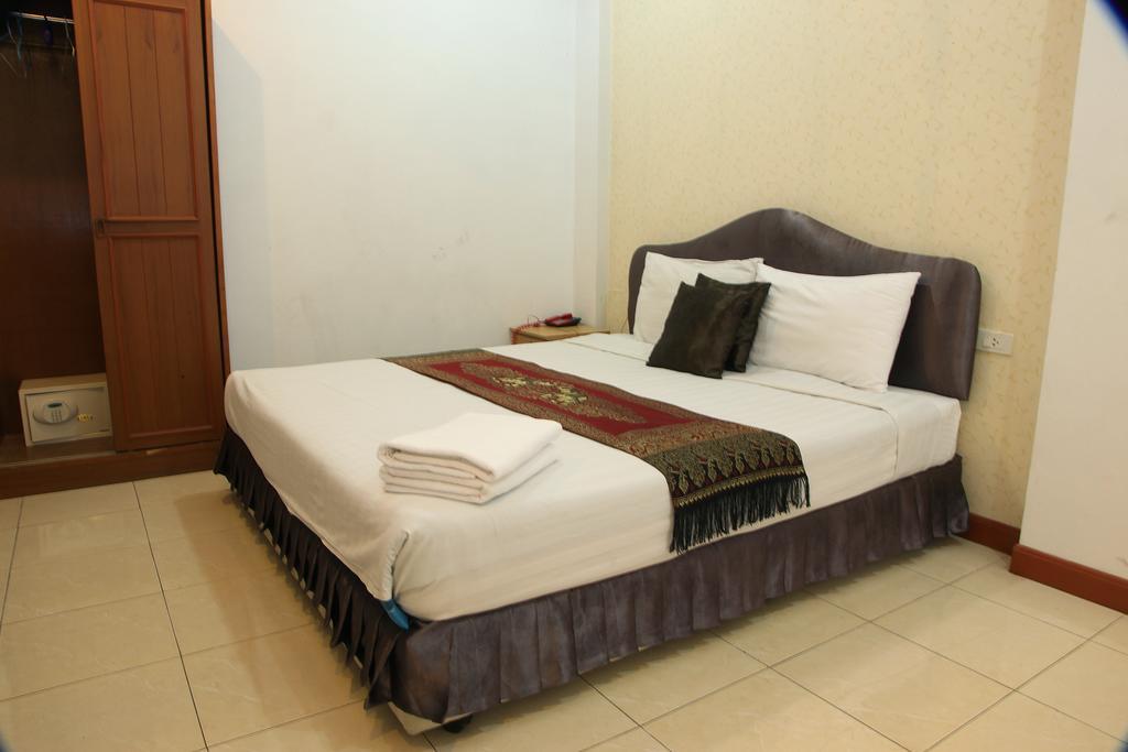 Arya Inn Pattaya Beach Hotel Экстерьер фото
