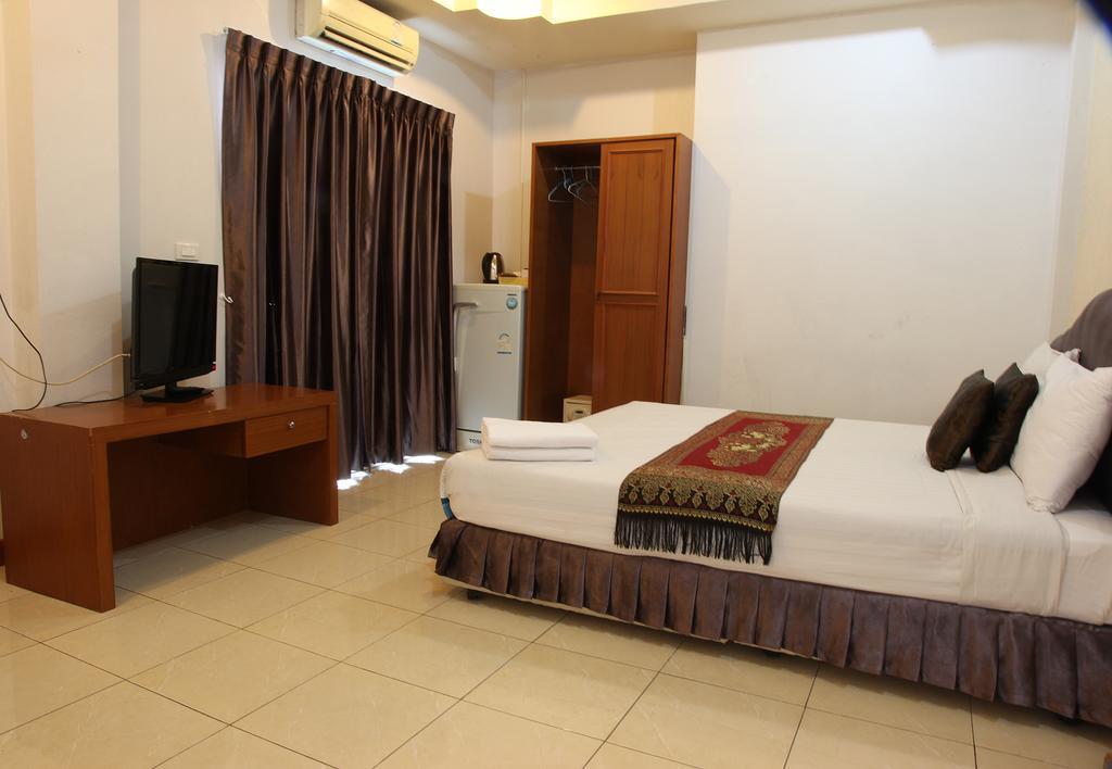 Arya Inn Pattaya Beach Hotel Экстерьер фото