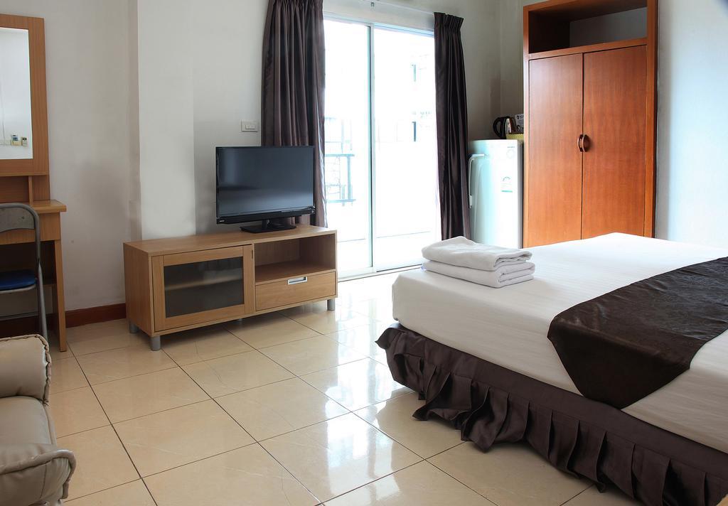 Arya Inn Pattaya Beach Hotel Экстерьер фото